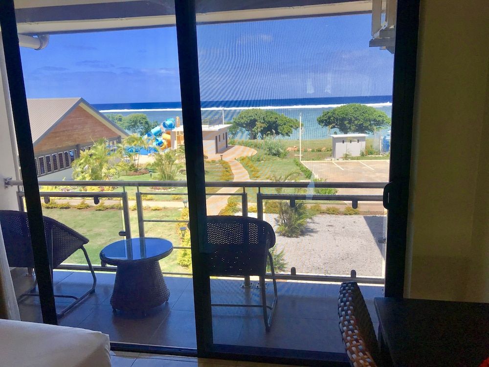 Yadua Bay Resort Deluxe Ocean Front 4