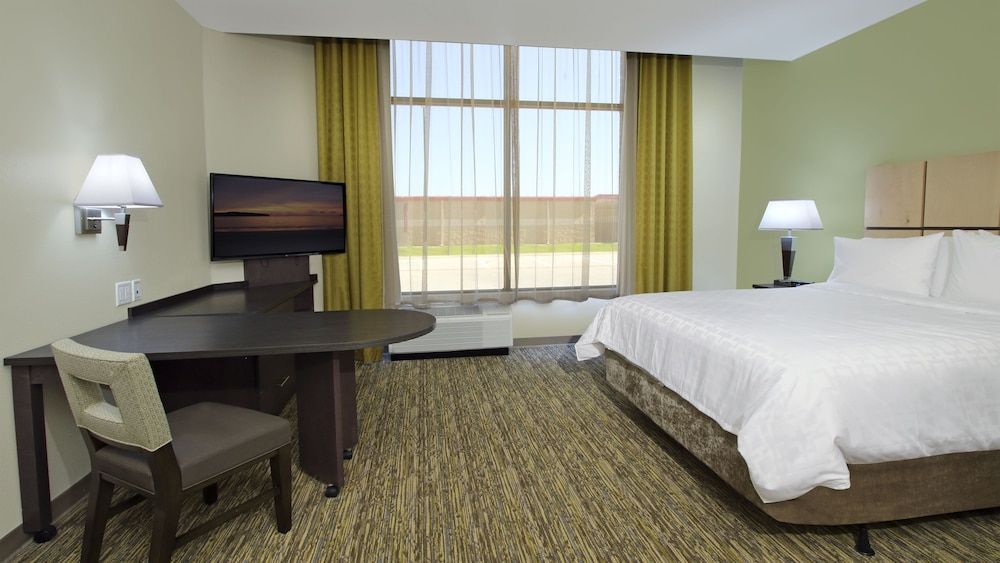 Studio Suite, 1 Queen Bed
