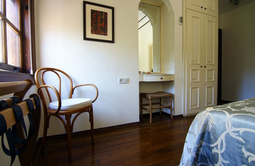 Minyon Hotel Standard Double Room 24