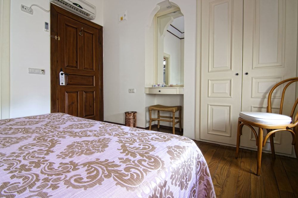 Minyon Hotel Standard Double Room 25