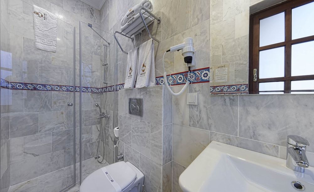 Minyon Hotel Standard Double Room 21