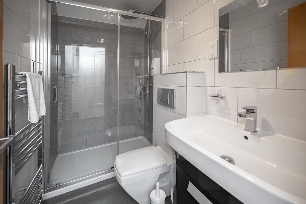 Flexistay Aparthotel Sutton Standard Single Room 12