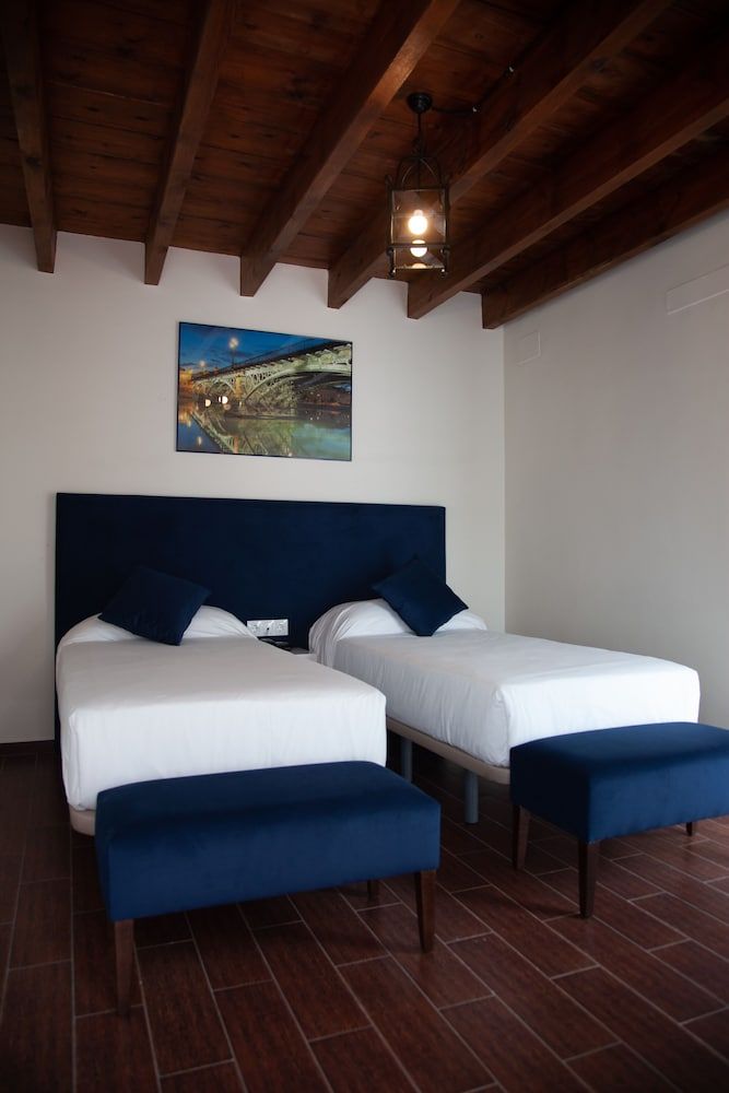 Noches en Triana Twin Room 2