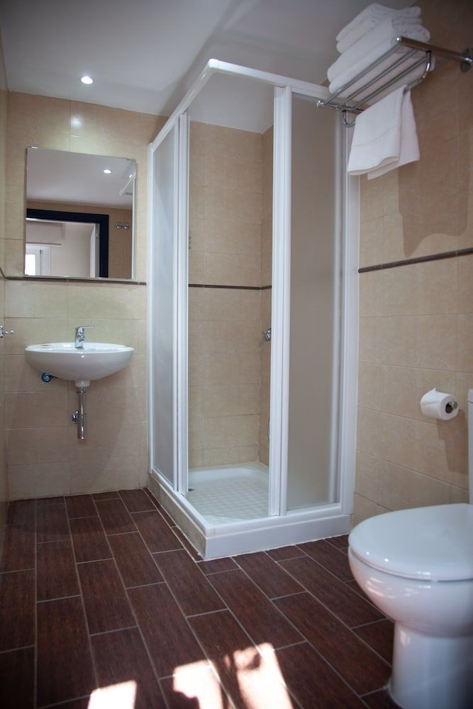 Noches en Triana Twin Room 10