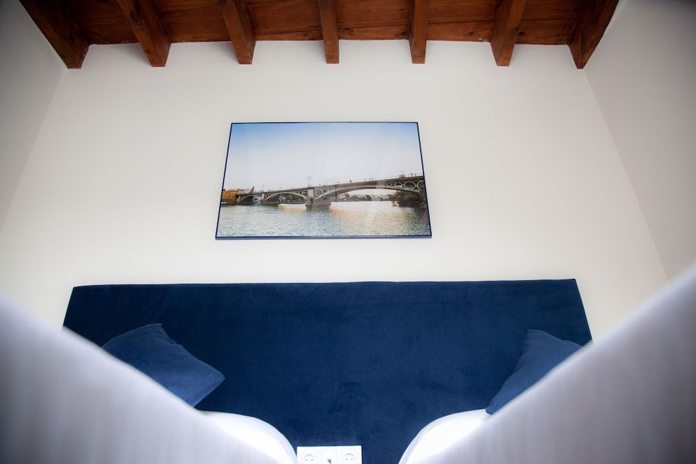 Noches en Triana Twin Room 6