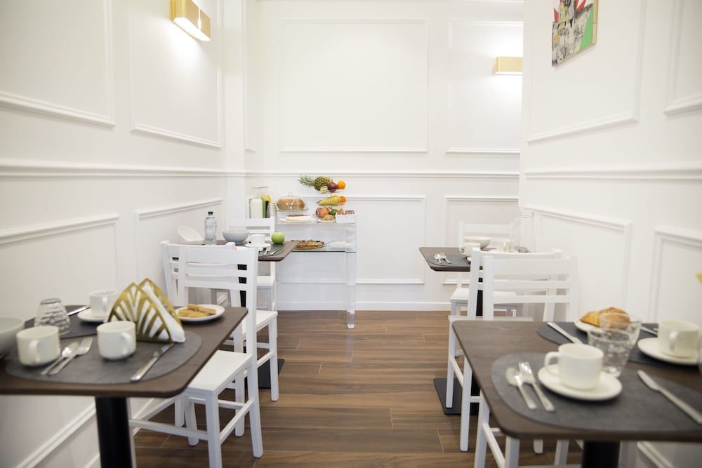 undefined Unicum Roma Suites 6