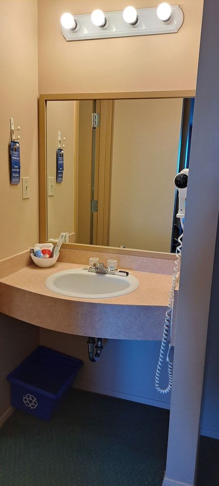 Deluxe Room, 2 Queen Beds, Non Smoking