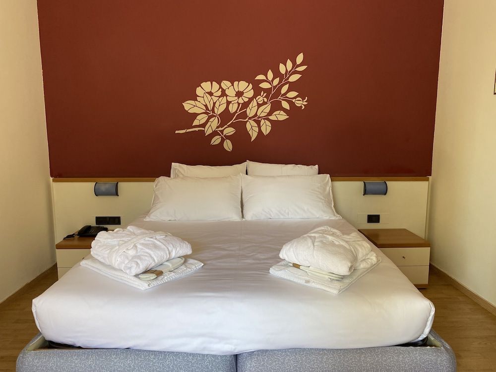 Deluxe Room with Balcony