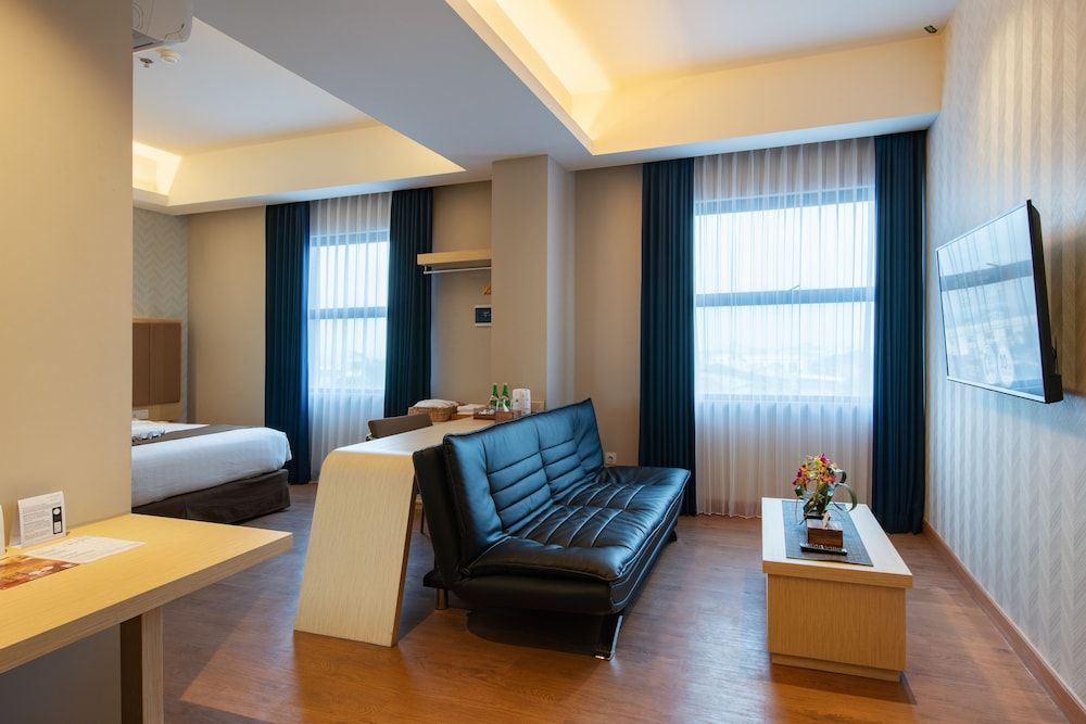 Luminor Hotel Airport Sidoarjo by WH Suite 2