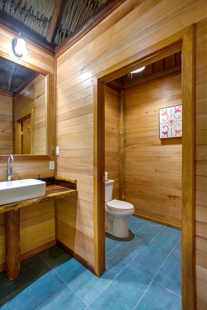 Premier Tree House