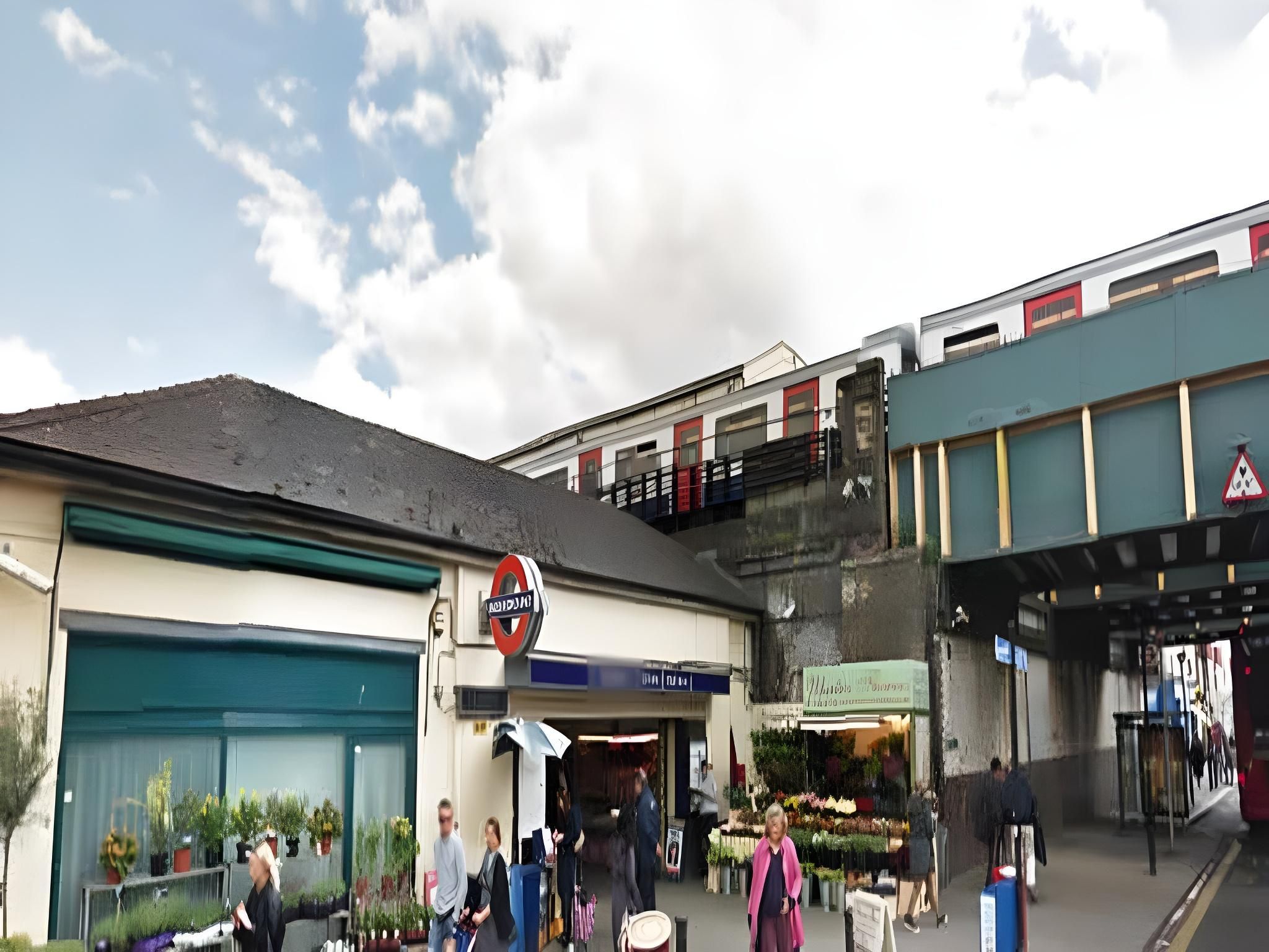 undefined Chiswick Lodge Hotel