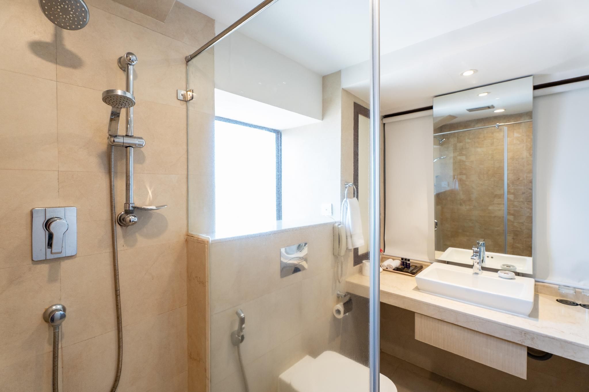 Ramada by Wyndham Kathmandu Dhumbarahi Superior King Room 8