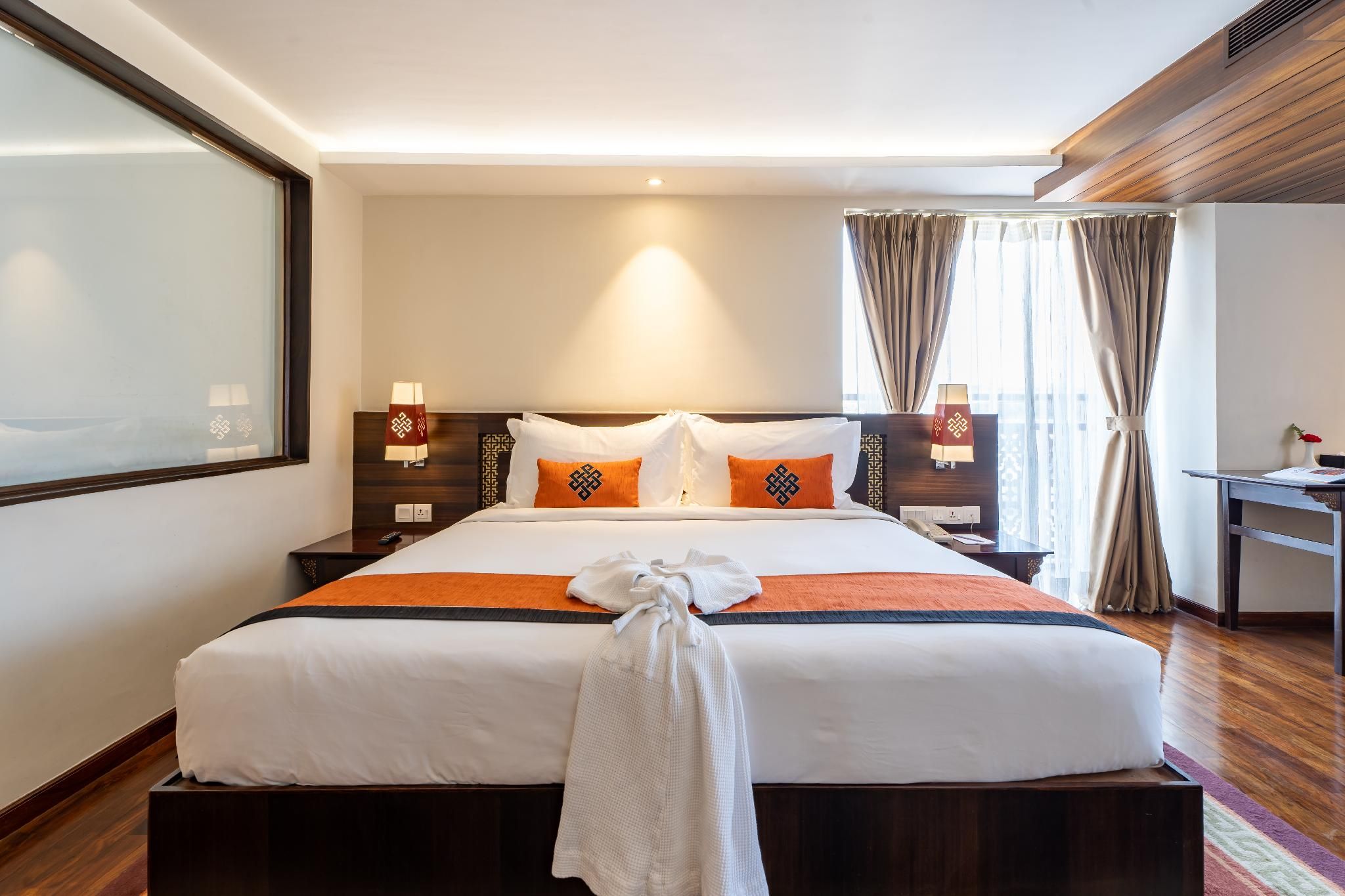 Ramada by Wyndham Kathmandu Dhumbarahi Superior King Room 4