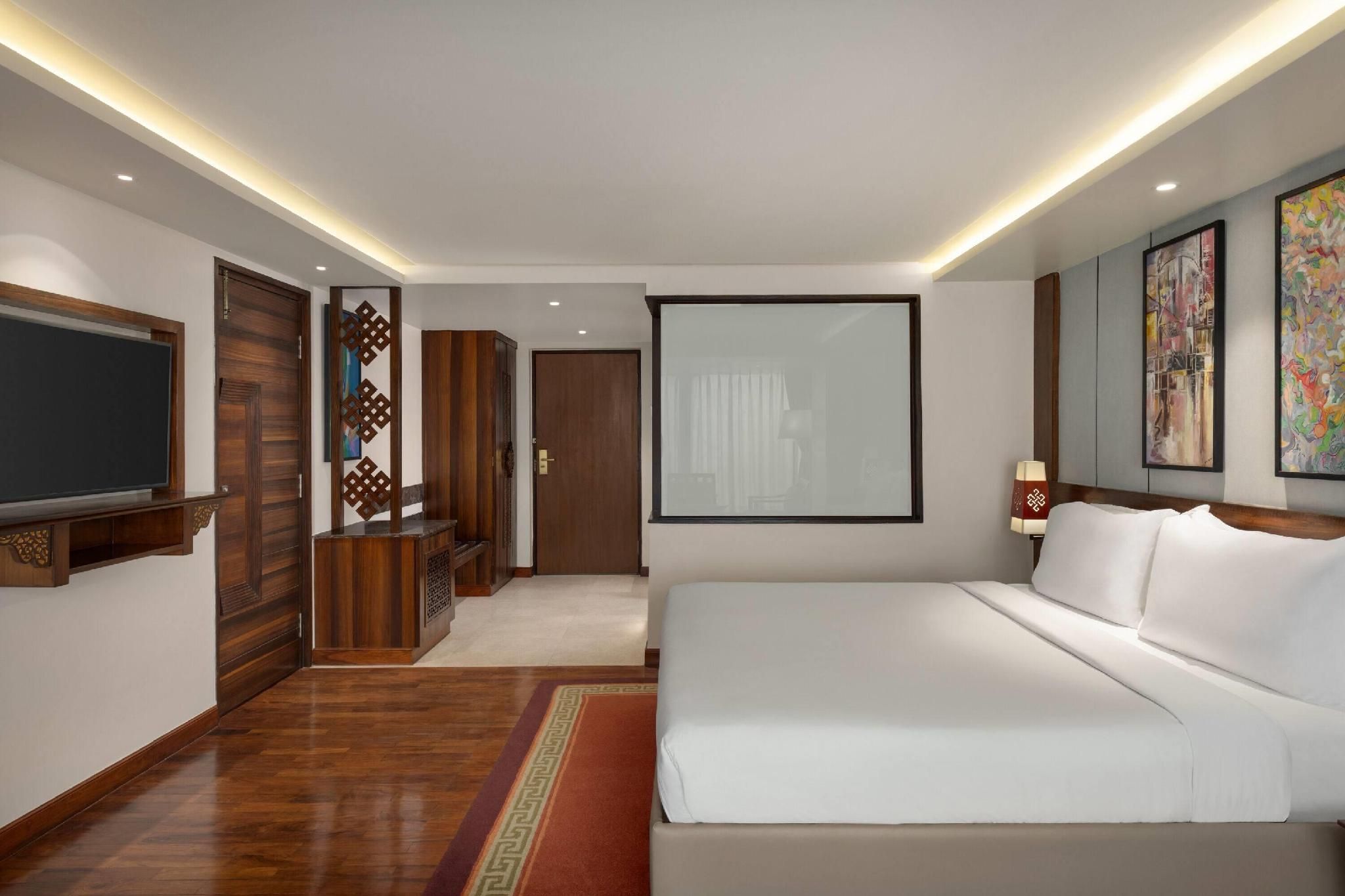 Ramada by Wyndham Kathmandu Dhumbarahi Superior King Room 5