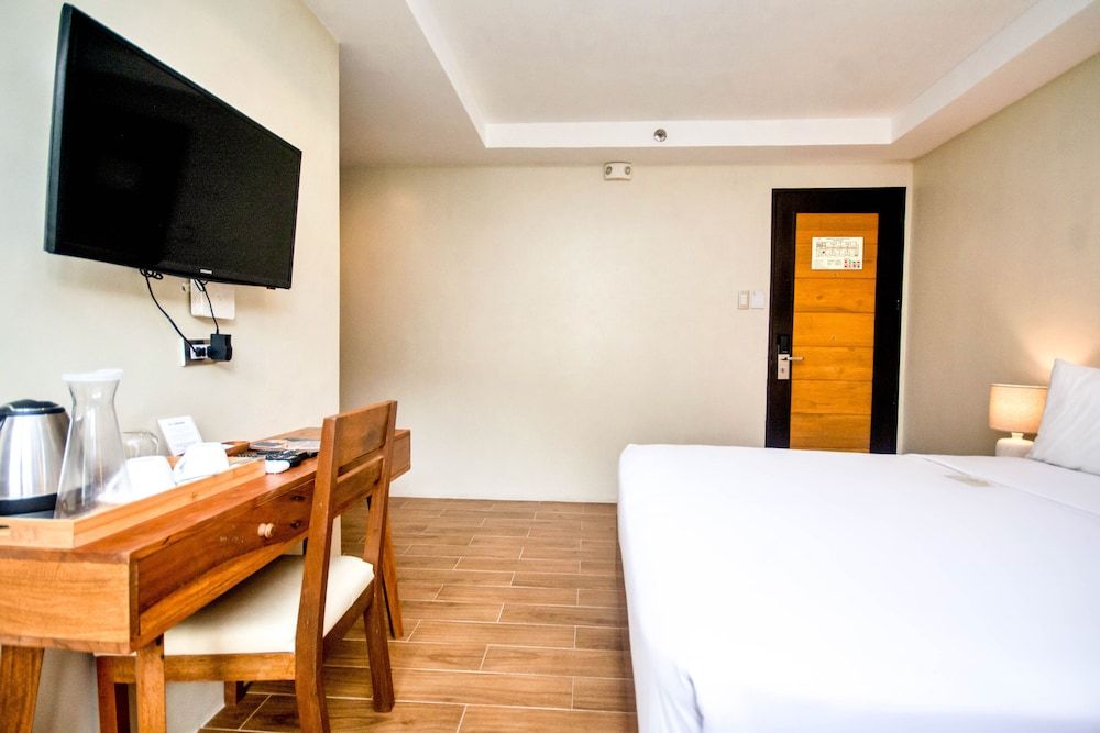 Serene La Playa Boracay Standard Room 7