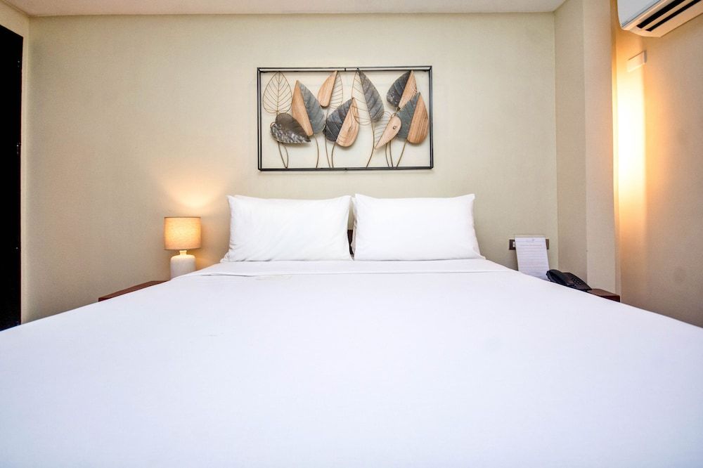 Serene La Playa Boracay Standard Room 5