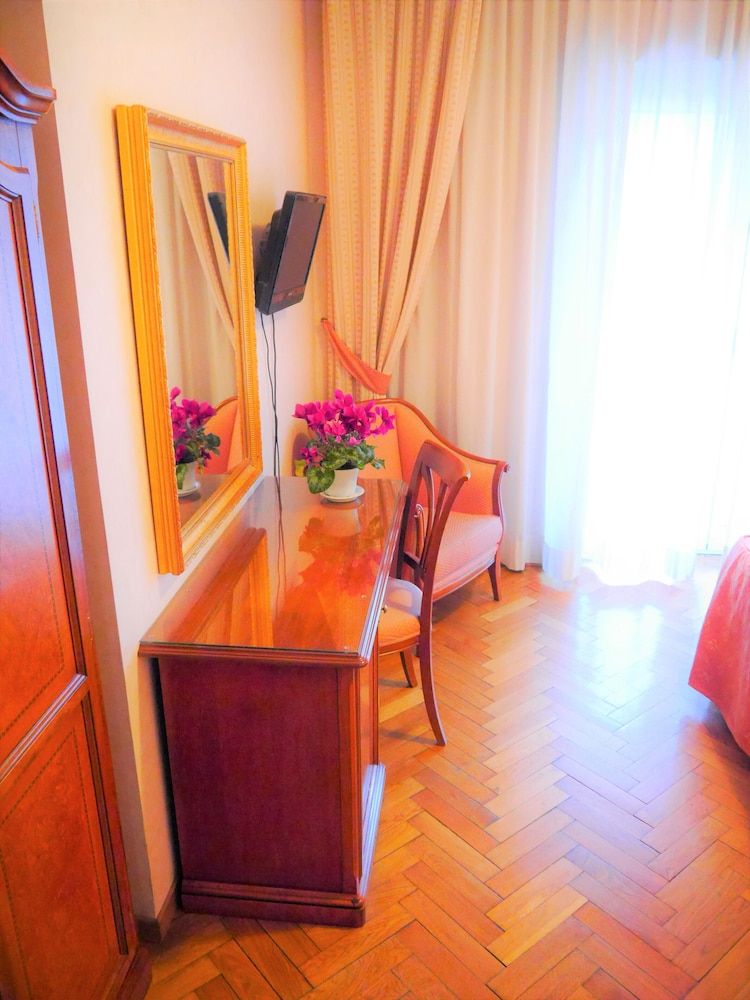 Hotel San Pietro Classic Double Room 38