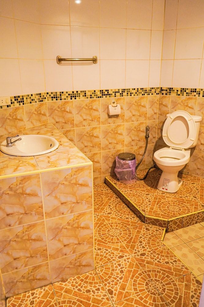 undefined Marine Paradise 7