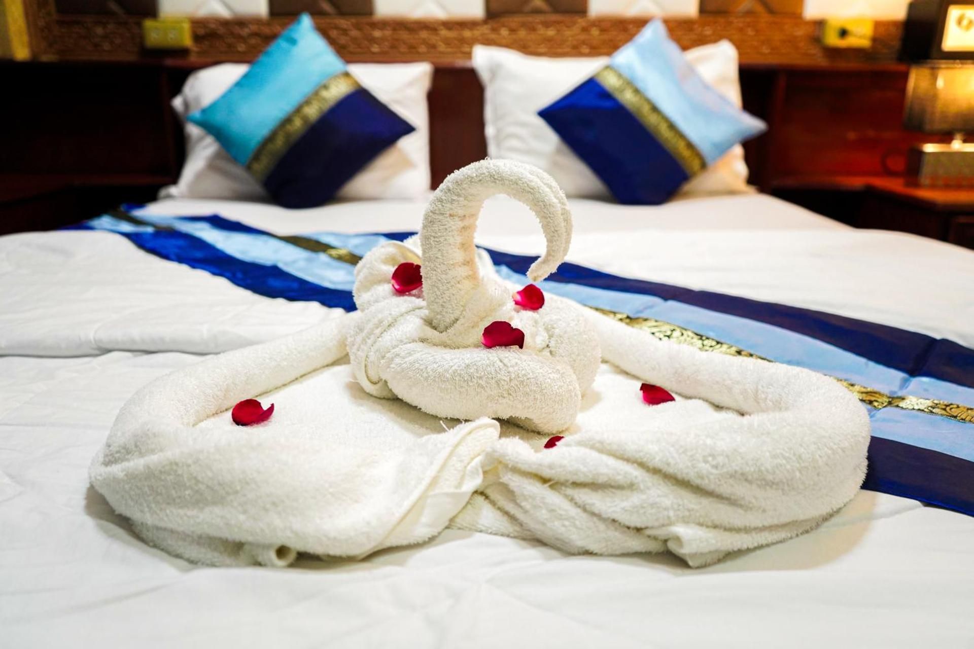 undefined Marine Paradise 10