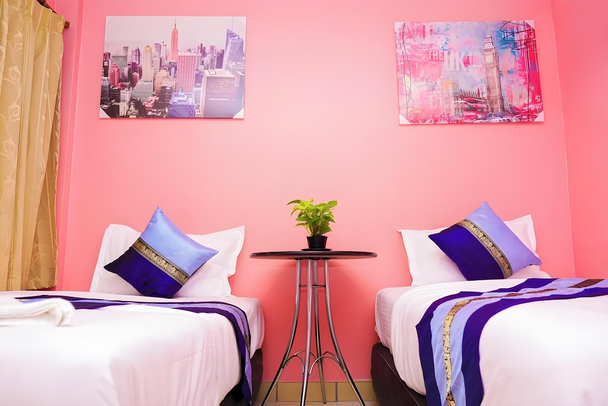 Marine Paradise Deluxe Double or Twin