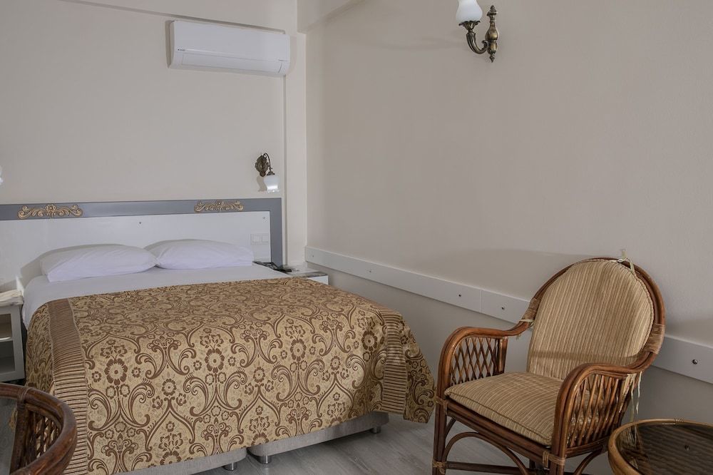 Hali Hotel Standard Double or Twin Room