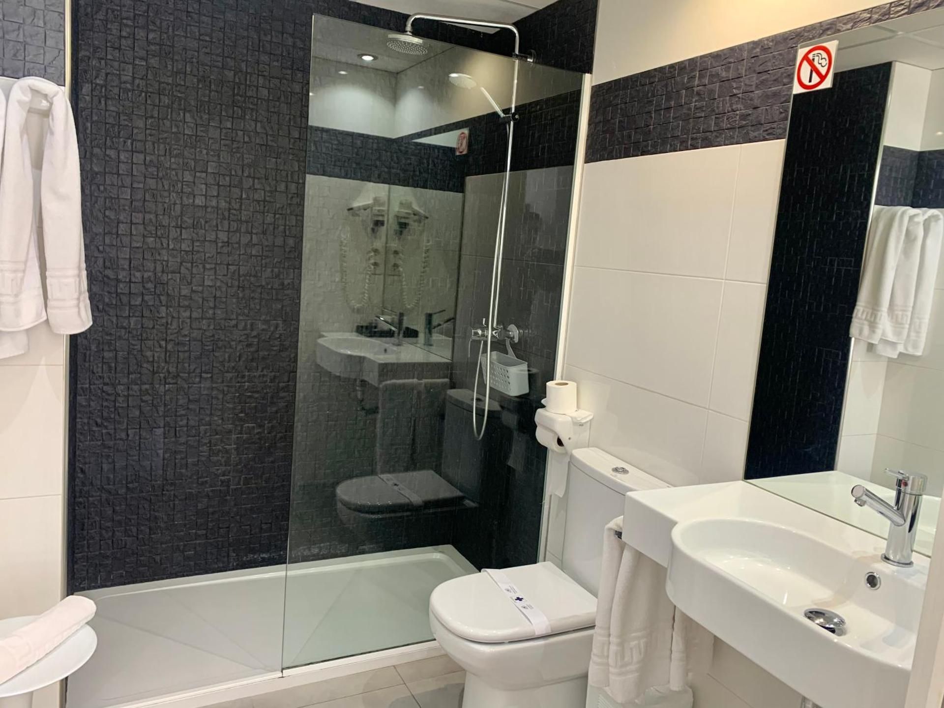 Hospedium Hotel Continental Double Room with Sea View 3