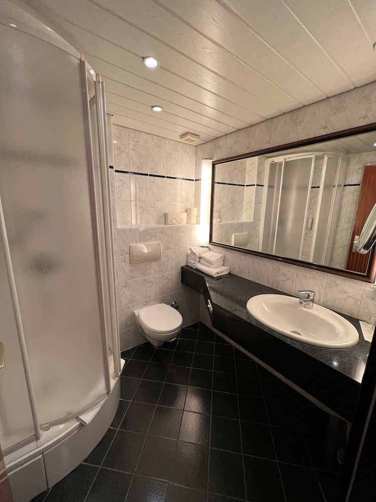 Family Suite (Main building)
