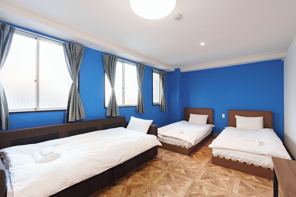 5-Person Room B, Non Smoking