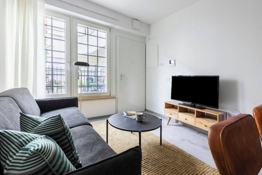 Sonder by Marriott Bonvoy San Lorenzo Apartments Superior Apartment, 2 Bedrooms, Patio 9