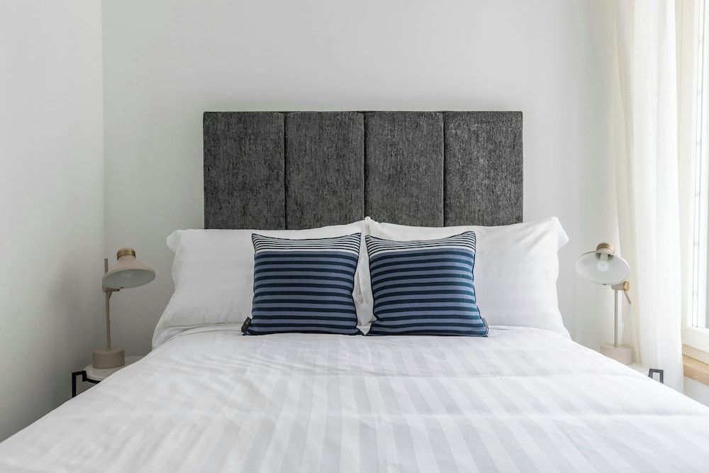 undefined Sonder by Marriott Bonvoy San Lorenzo Apartments 5