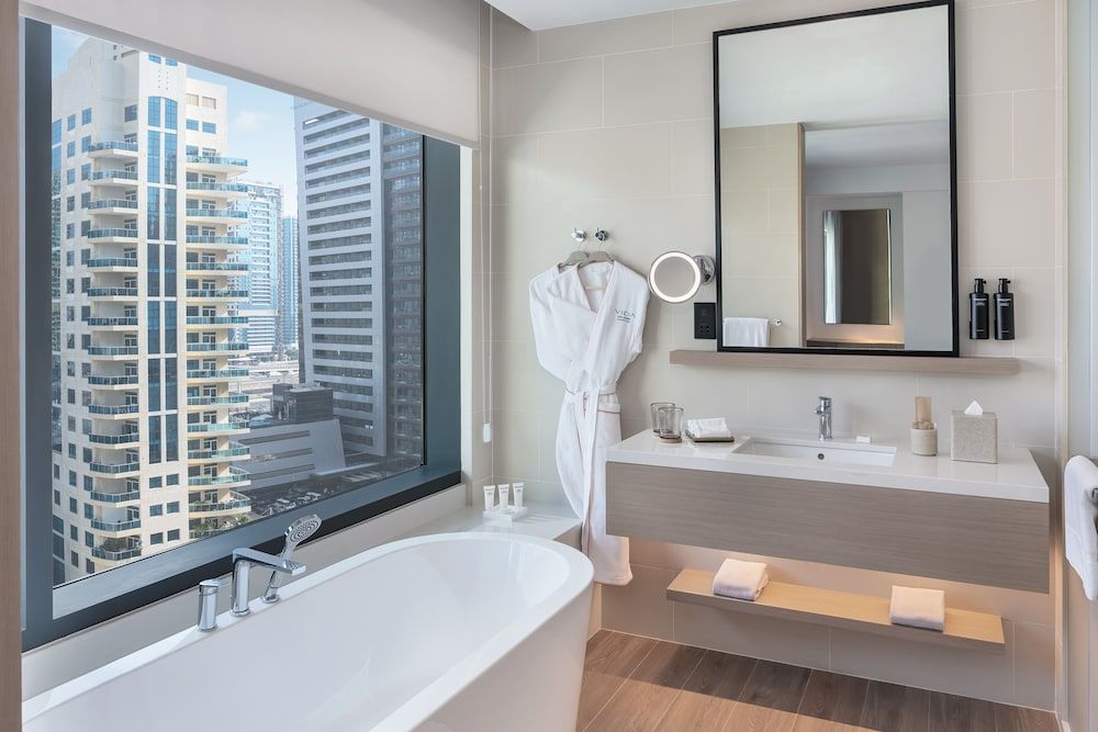 undefined Vida Dubai Marina & Yacht Club 10