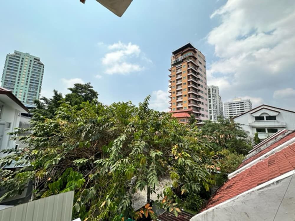 undefined Sawasdee Hotel @ Sukhumvit Soi 8 2