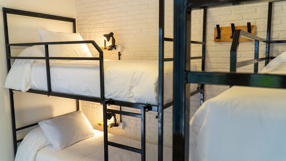 Selina Salta 6 Bed Mixed Community Dorm 2