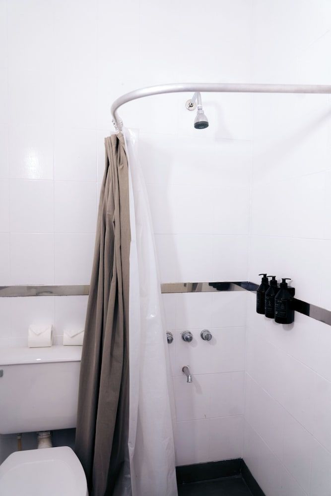 Selina Salta 6 Bed Mixed Community Dorm 5