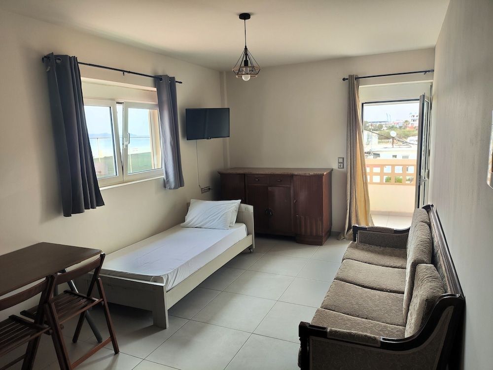 Georgia's Garden by Omilos Hotels Apartment 2