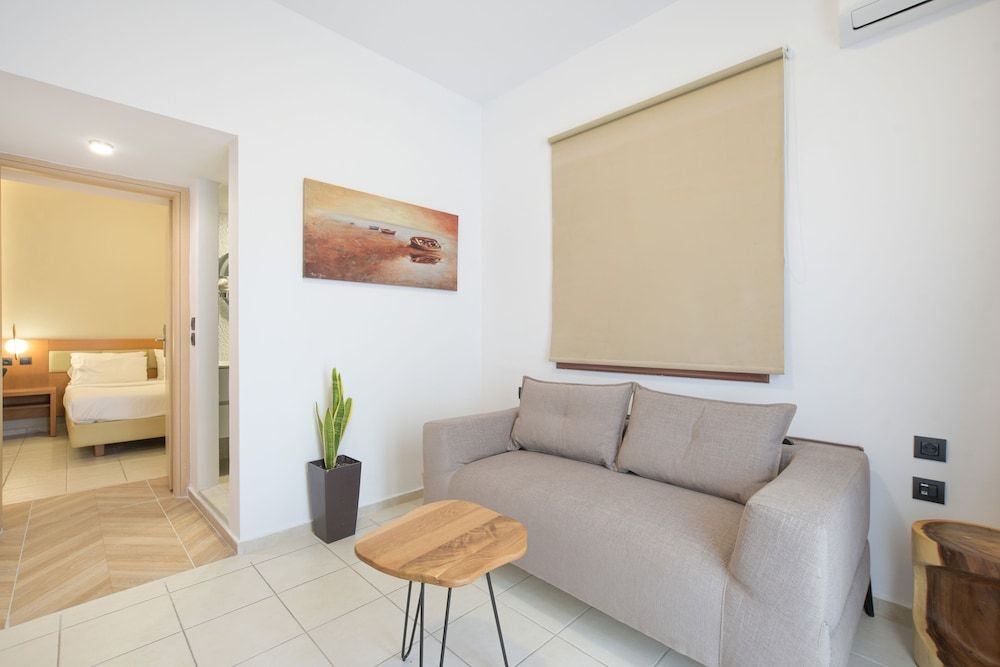 Georgia's Garden by Omilos Hotels Junior Suite 14