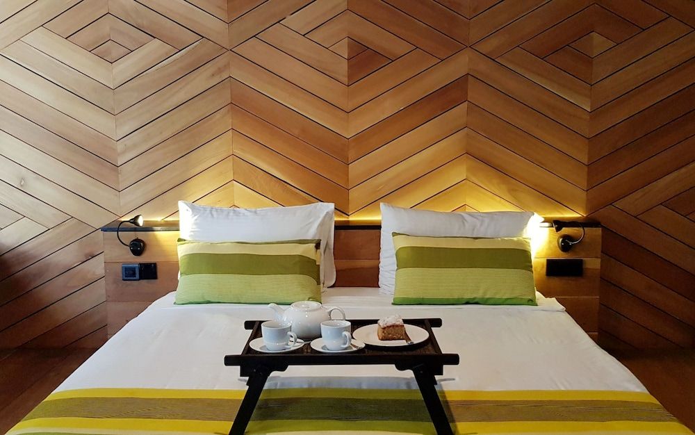 Garden View Room