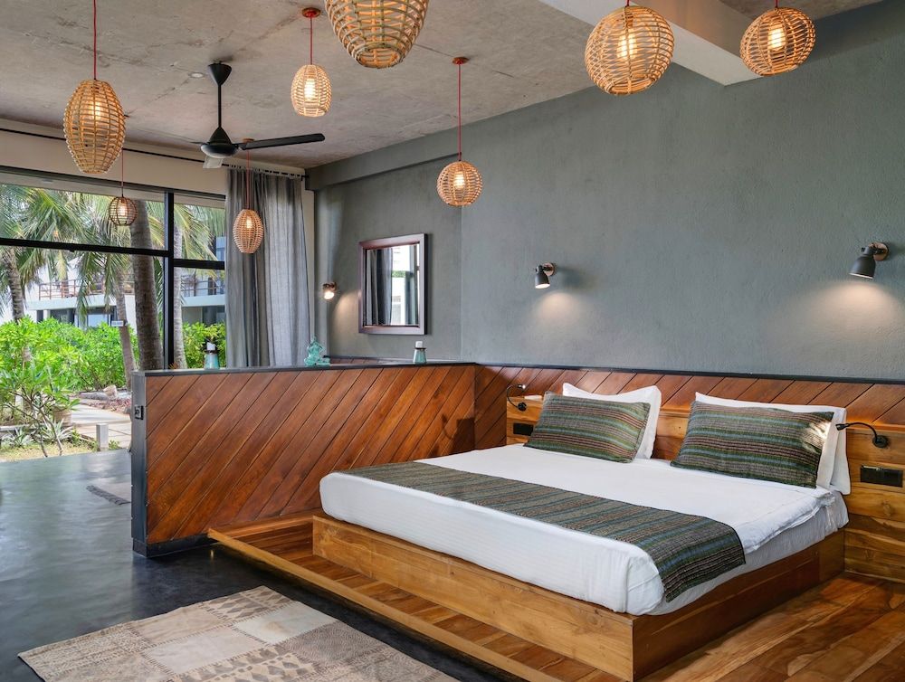 Partial Ocean View Suite