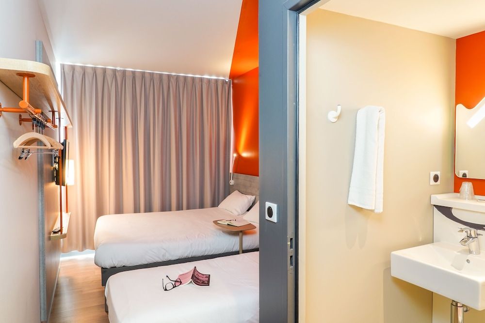 Triple Room, 3 Twin Beds