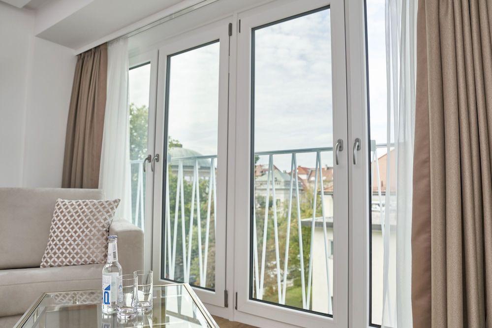 Hotel Kraft München Classic Double Room 11