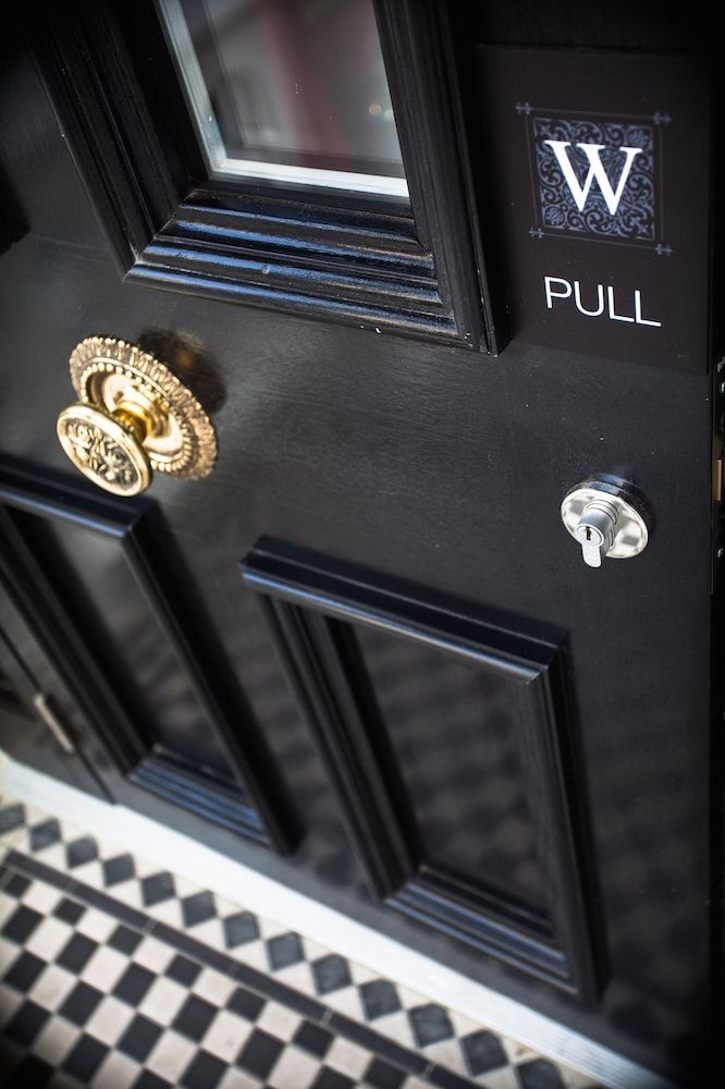 undefined W14 Hotel 4