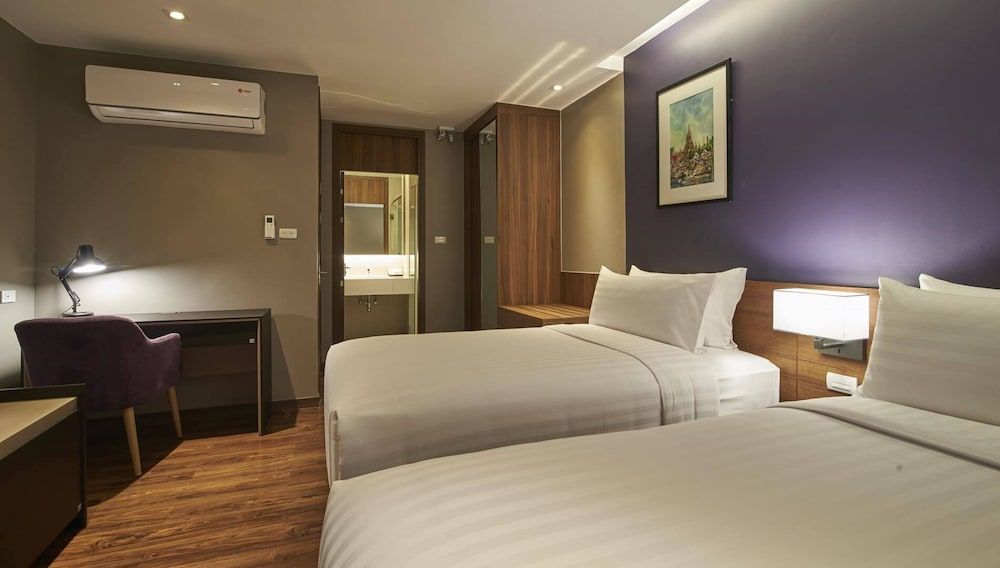 undefined Amp Am House Hotel 9