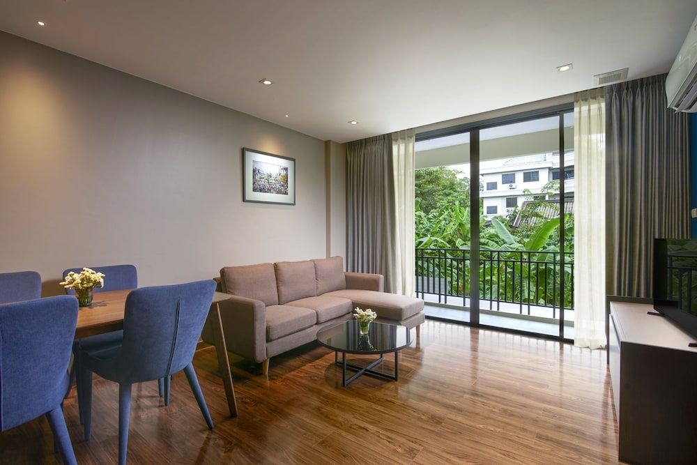 Amp Am House Hotel 1-Bedroom Suite 12