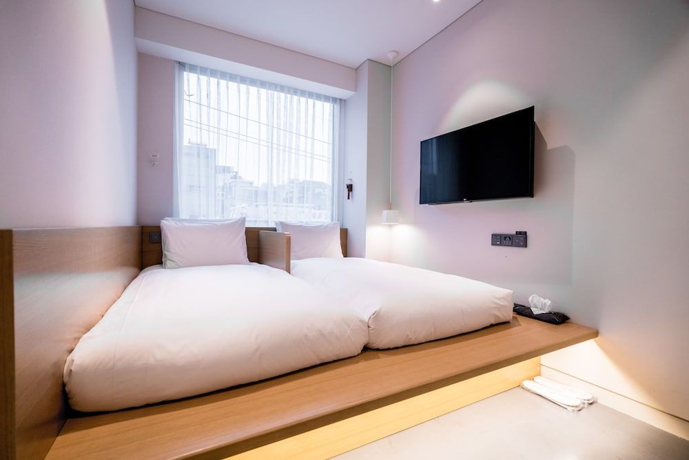 Patio7 Hotel Standard Twin Room