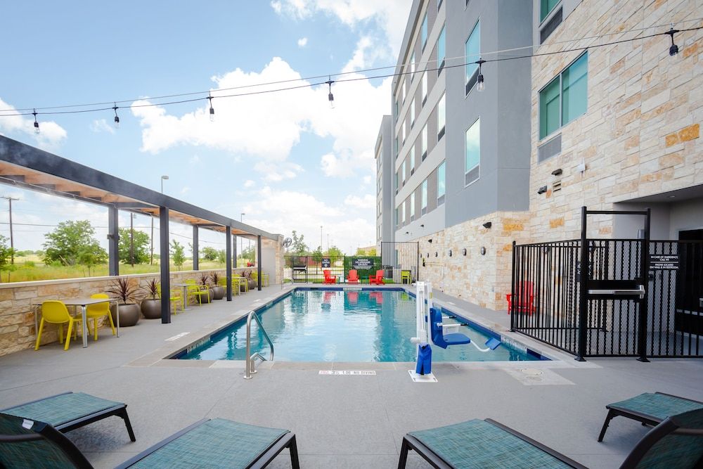 Tru by Hilton Pflugerville, TX