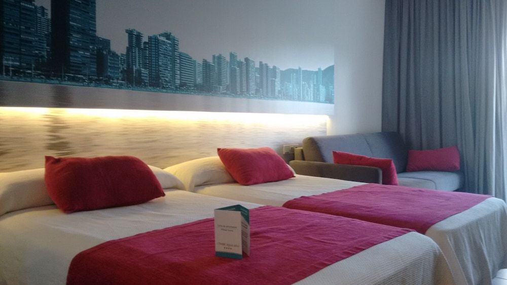 Superior Room (3 adults)