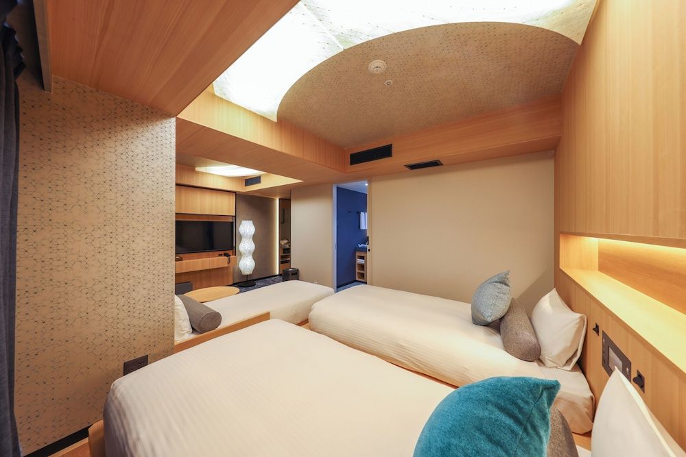 Deluxe Twin with 1 Extra Sofa Bed, Non Smoking