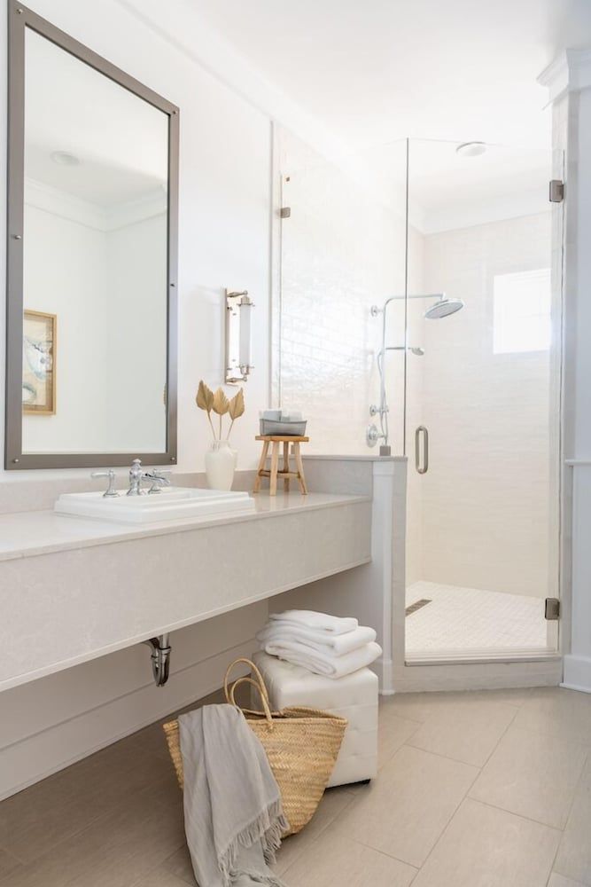 Oyster Bay Boutique Hotel Luxury Room, Garden View 9