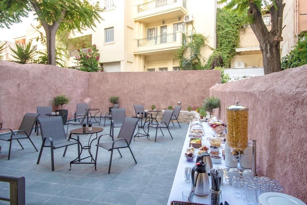 undefined Plaka Arch Suites 8