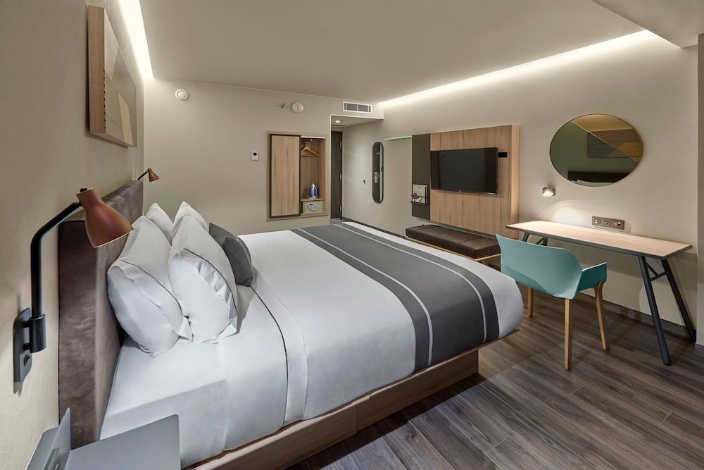 City Express Plus by Marriott Mexicali Room, 1 King Bed 2